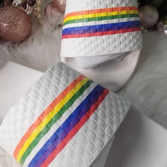 Women's Gilmore Rainbow Pride Pool Slidesize9 - Picture 3 of 12